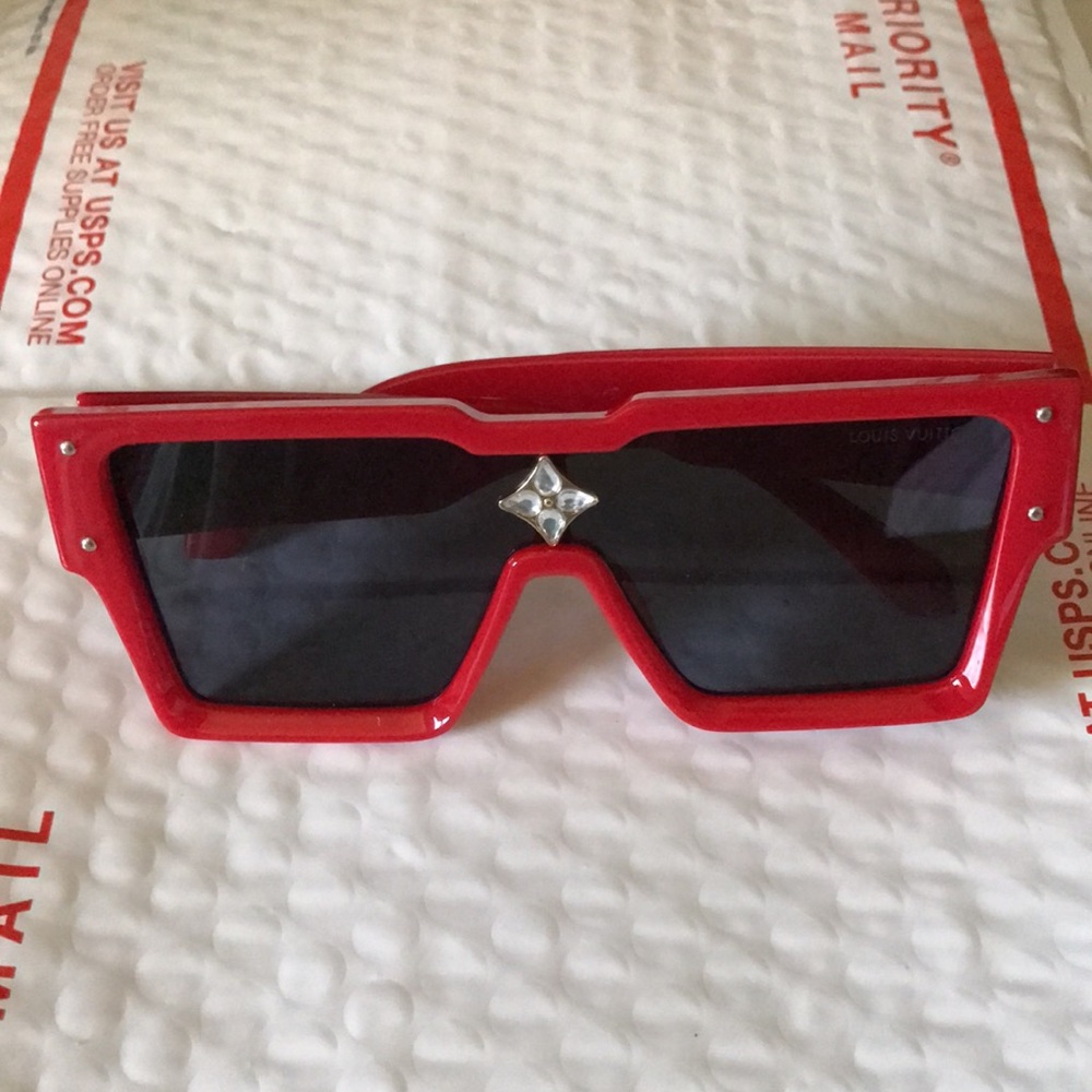 LV Cyclone Sunglasses red - Picture 8 of 8